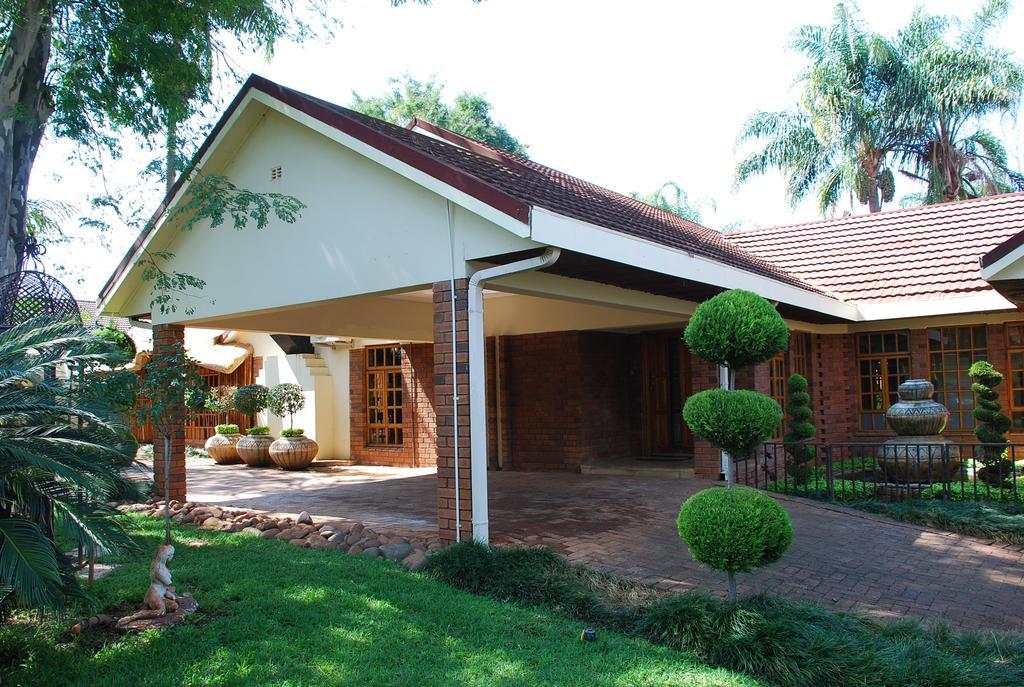 139 On Munnik Guest House Louis Trichardt Exteriör bild